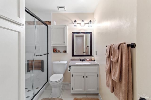 7032 Weatherwood Dr, Pensacola, FL 32506