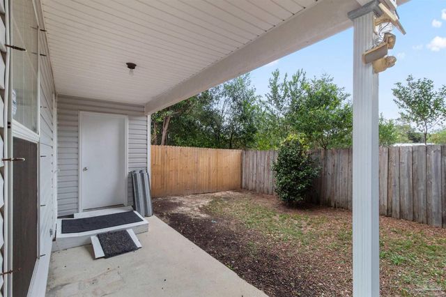 7032 Weatherwood Dr, Pensacola, FL 32506