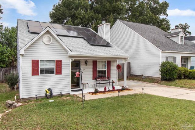 7032 Weatherwood Dr, Pensacola, FL 32506