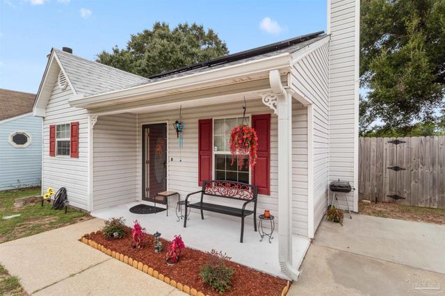 7032 Weatherwood Dr, Pensacola, FL 32506