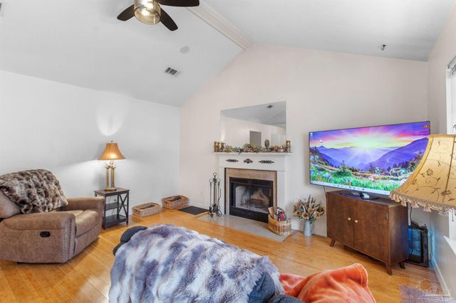 7032 Weatherwood Dr, Pensacola, FL 32506