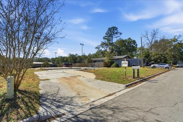 8203 SW 13TH ROAD, Gainesville, FL 32607