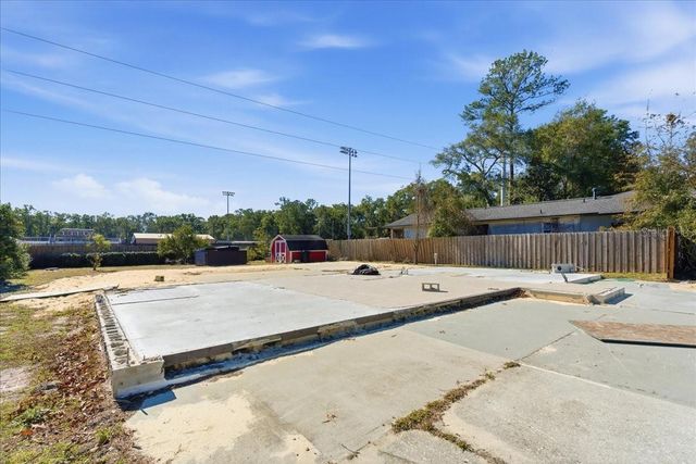 8203 SW 13TH ROAD, Gainesville, FL 32607