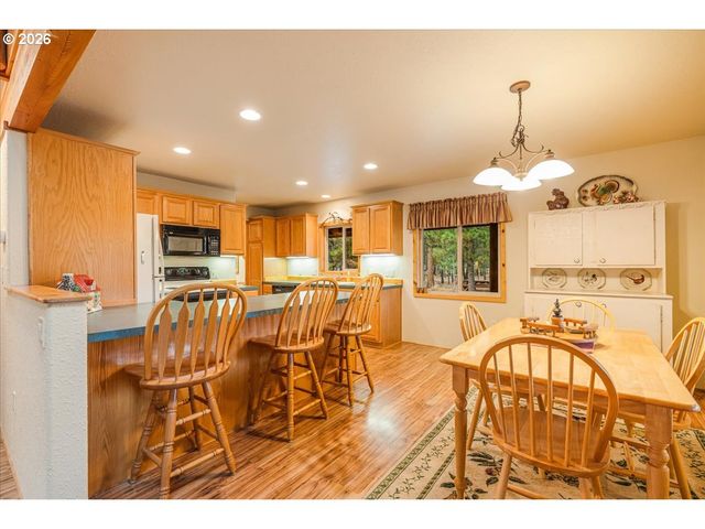 152038 CONESTOGA Rd, La Pine, OR 97739