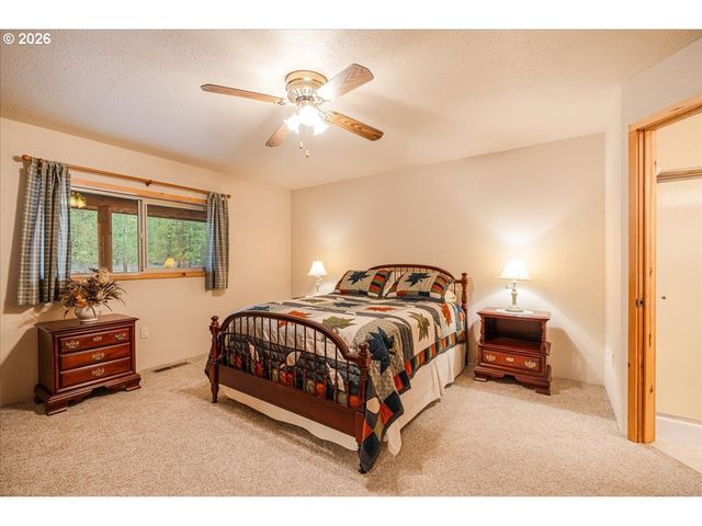 152038 CONESTOGA Rd, La Pine, OR 97739