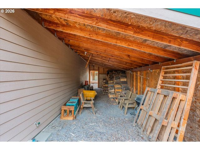152038 CONESTOGA Rd, La Pine, OR 97739