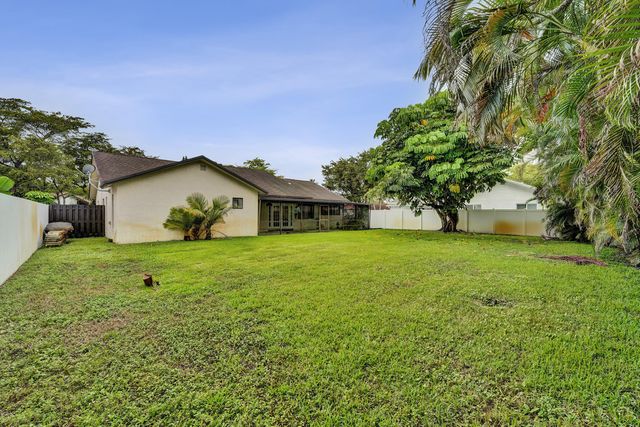 8650 SW 51st Street, Cooper City, FL 33328