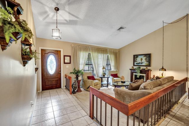 8650 SW 51st Street, Cooper City, FL 33328