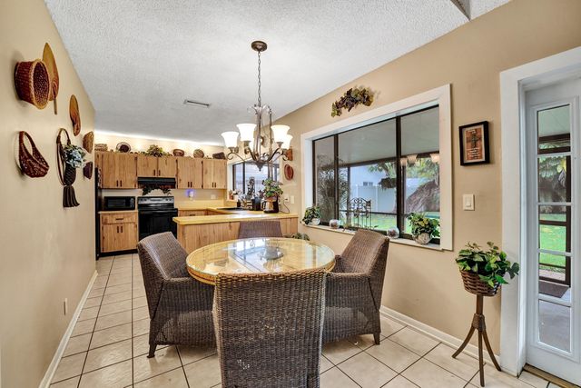 8650 SW 51st Street, Cooper City, FL 33328