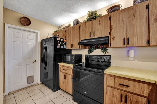 8650 SW 51st Street, Cooper City, FL 33328