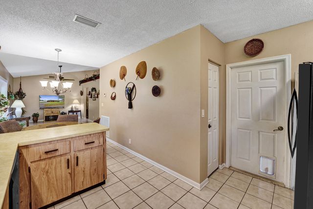 8650 SW 51st Street, Cooper City, FL 33328