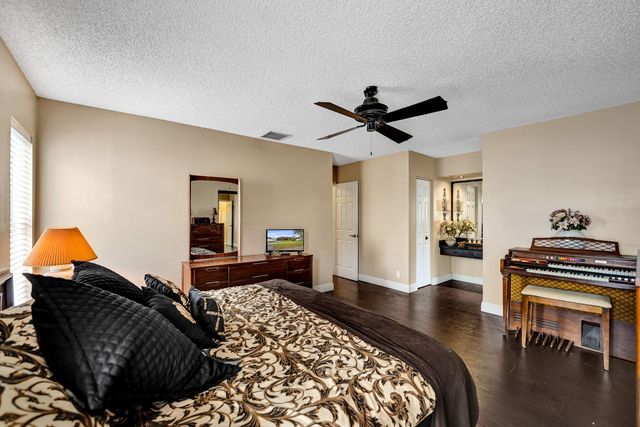 8650 SW 51st Street, Cooper City, FL 33328