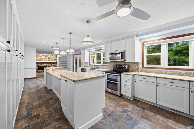 1513 Tanglewood Drive, Lafayette, IN 47905