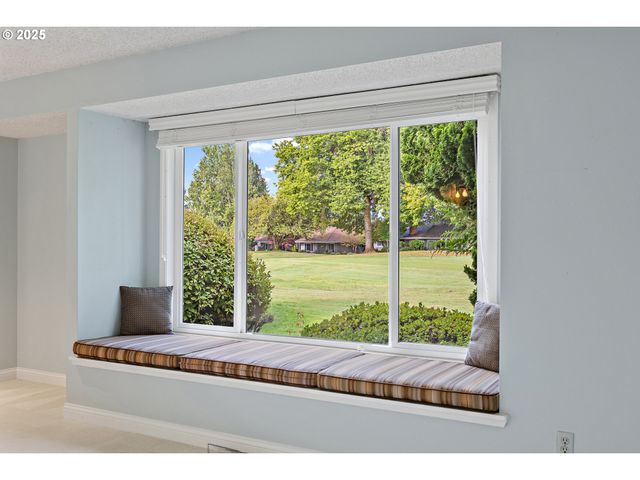 32455 Sw ARBOR LAKE Dr, Wilsonville, OR 97070