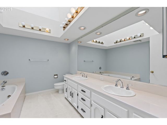 32455 Sw ARBOR LAKE Dr, Wilsonville, OR 97070