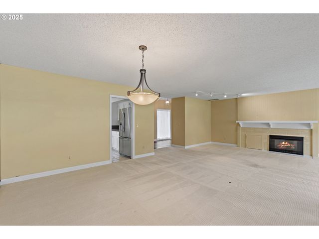 32455 Sw ARBOR LAKE Dr, Wilsonville, OR 97070