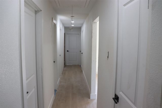 2406 Magna Vista Drive, Dallas, TX 75216