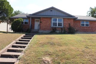 2406 Magna Vista Drive, Dallas, TX 75216