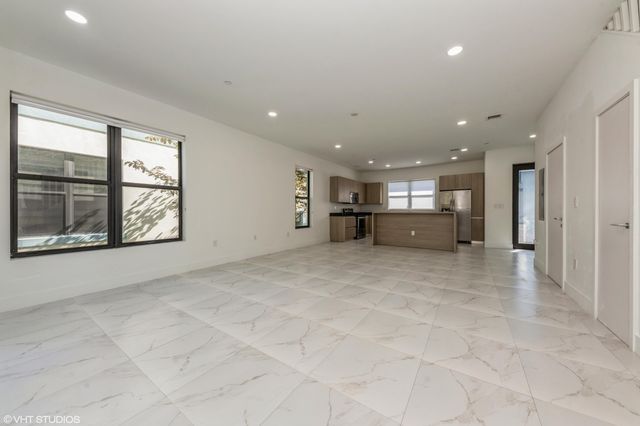 6151 SW 36th Court 25, Miramar, FL 33023