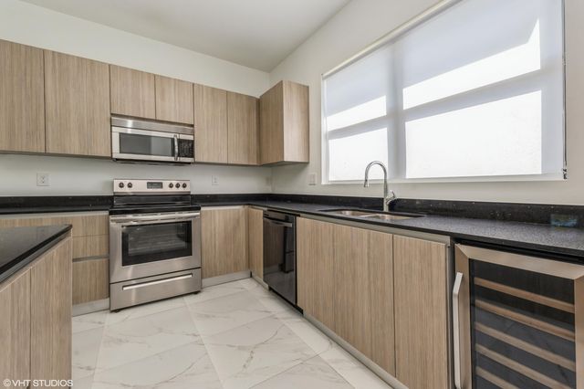 6151 SW 36th Court 25, Miramar, FL 33023