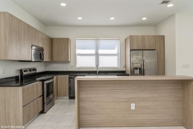 6151 SW 36th Court 25, Miramar, FL 33023