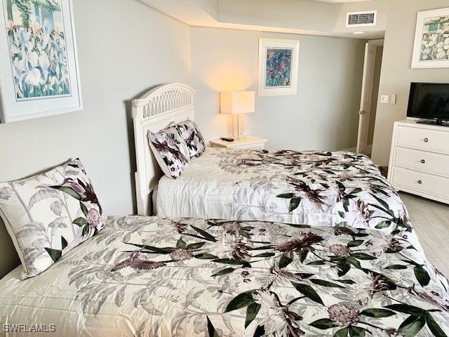 6001 Pelican Bay BLVD 1706, Naples, FL 34108