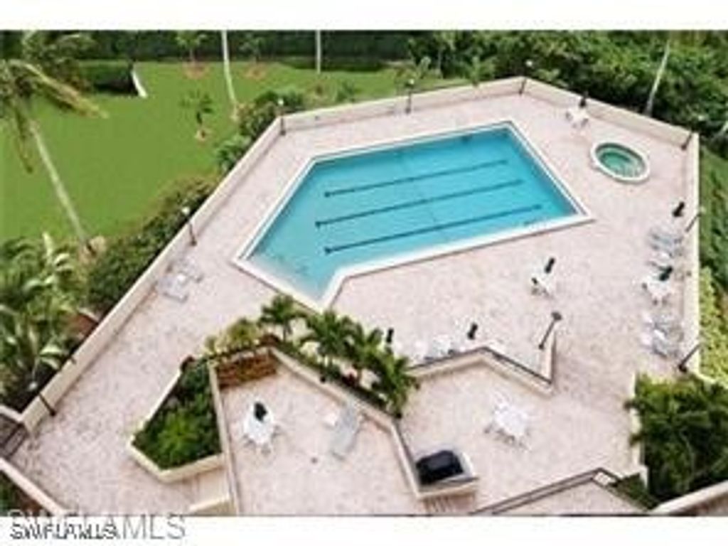 6001 Pelican Bay BLVD 1706, Naples, FL 34108