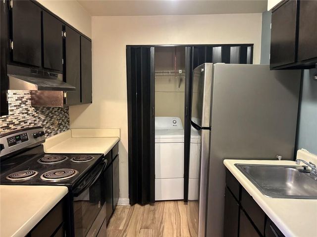 1166 Booth SW Road 709, Marietta, GA 30008