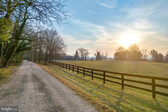 3050 RECTORTOWN RD, Marshall, VA 20115