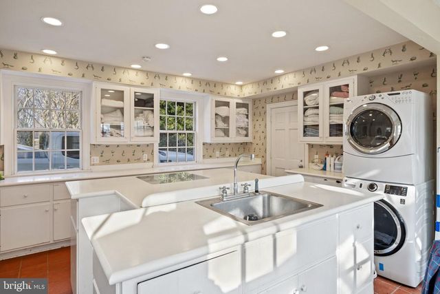 3050 RECTORTOWN RD, Marshall, VA 20115