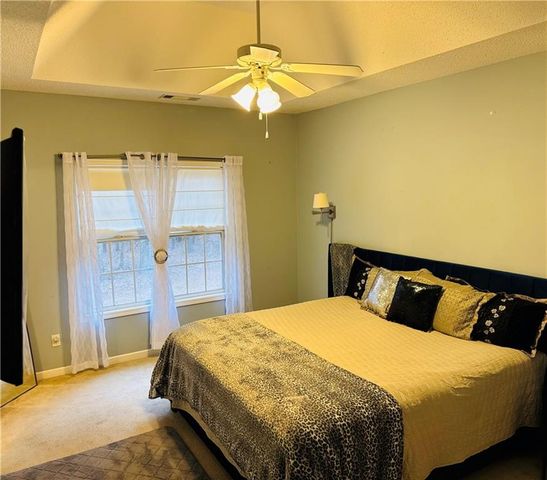 139 Lost Forest Drive, Mcdonough, GA 30252