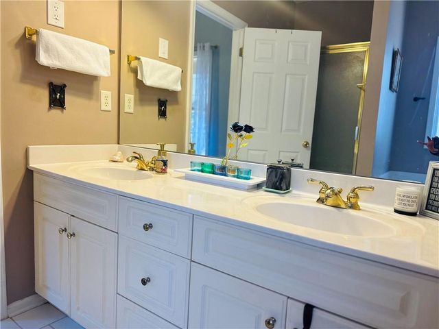 139 Lost Forest Drive, Mcdonough, GA 30252