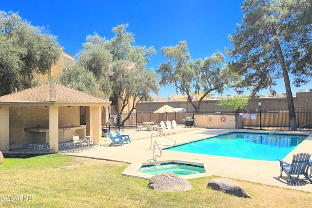 18811 N 19TH Avenue 2006, Phoenix, AZ 85027