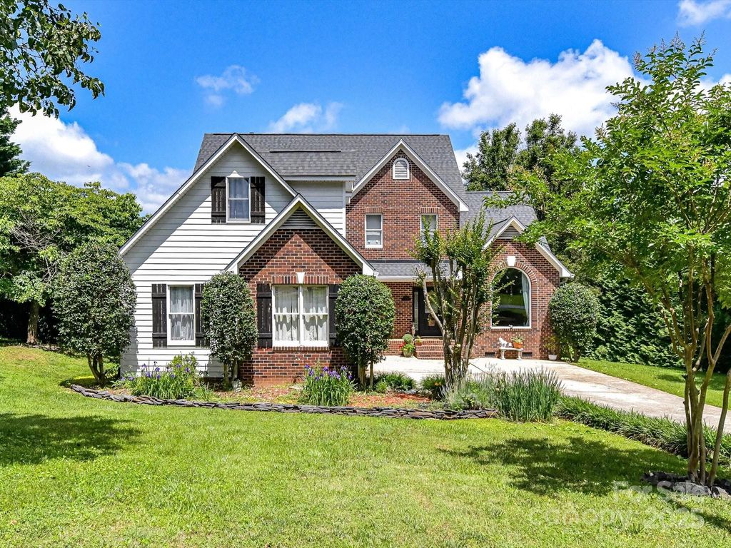 2325 Perry Road, Denver, NC 28037