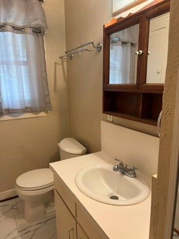 908 W 23rd Street, Houston, TX 77008