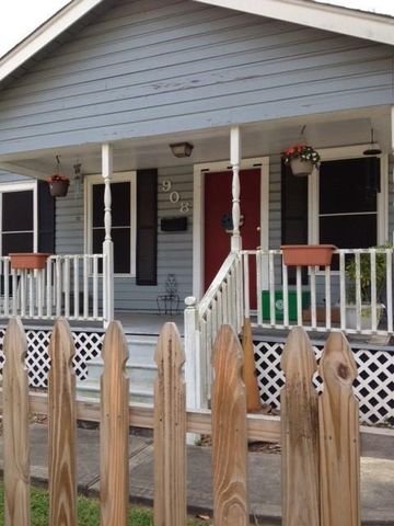 908 W 23rd Street, Houston, TX 77008
