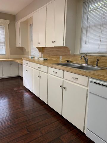 908 W 23rd Street, Houston, TX 77008