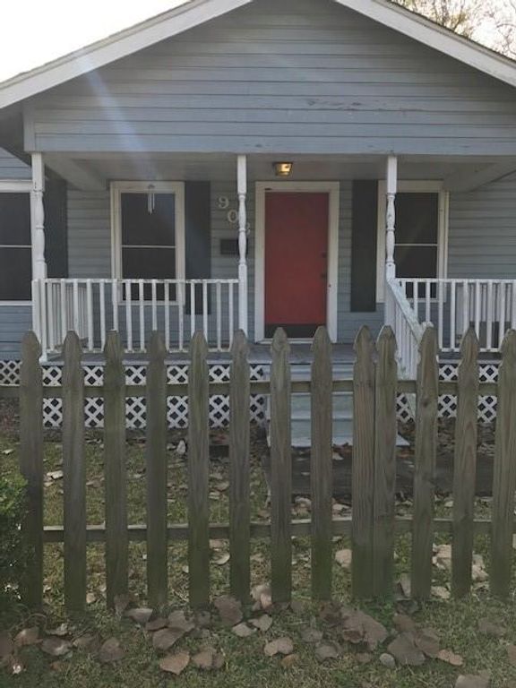 908 W 23rd Street, Houston, TX 77008
