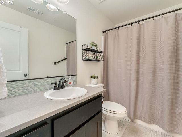 11922 Ne 102ND St, Vancouver, WA 98682