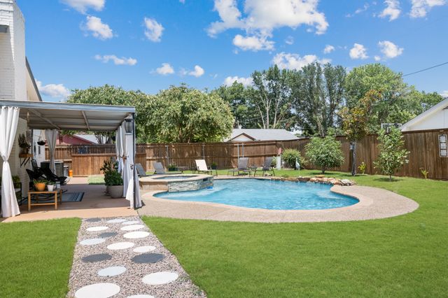 301 Gloria Street, Keller, TX 76248