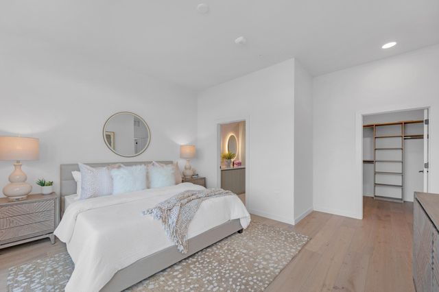 2209 S 1st ST 403, Austin, TX 78704