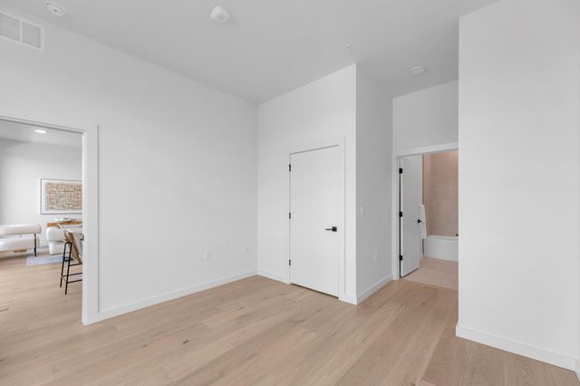 2209 S 1st ST 403, Austin, TX 78704