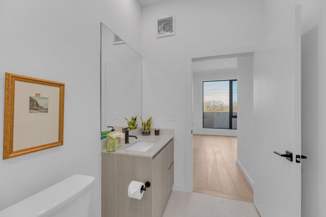 2209 S 1st ST 403, Austin, TX 78704