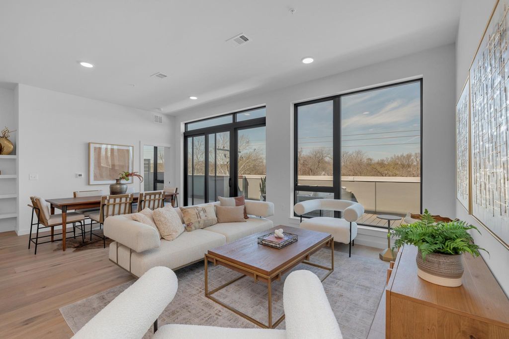 2209 S 1st ST 403, Austin, TX 78704