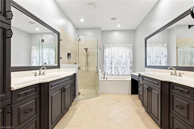 5120 Post Oak LN, Naples, FL 34105