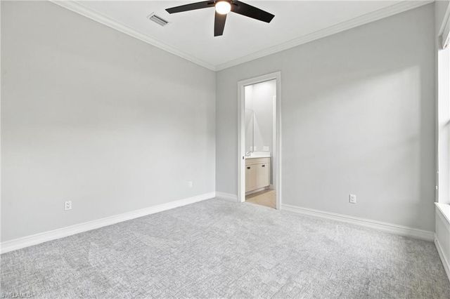 5120 Post Oak LN, Naples, FL 34105