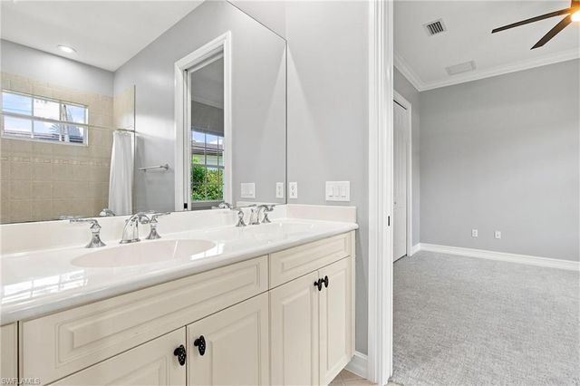 5120 Post Oak LN, Naples, FL 34105