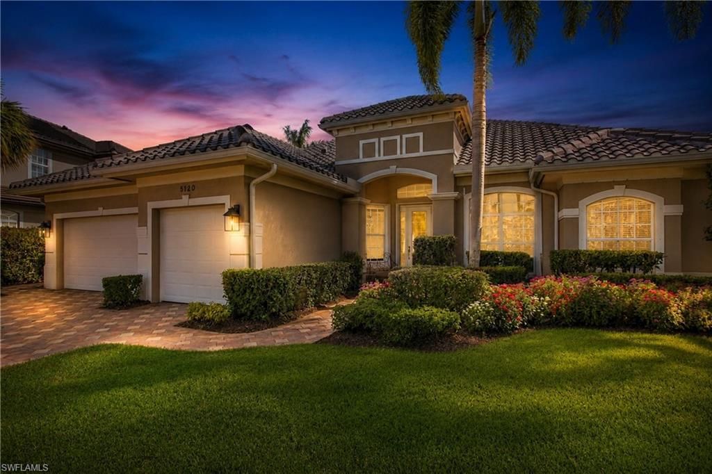 5120 Post Oak LN, Naples, FL 34105