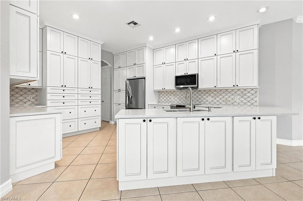 5120 Post Oak LN, NAPLES, FL 34105 — photo 4