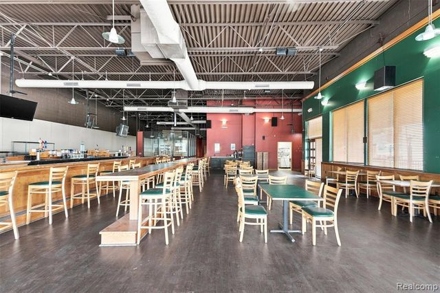 1660 Fort Street, Lincoln Park, MI 48146